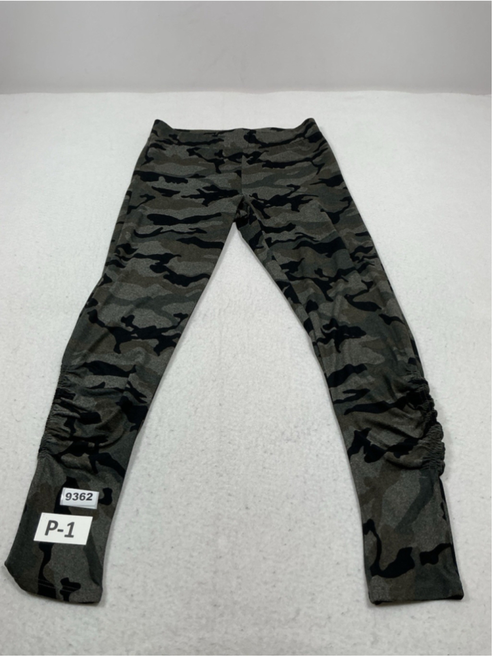 Womans Excellent Socialite Camo Pullon Leggings Medium Gray